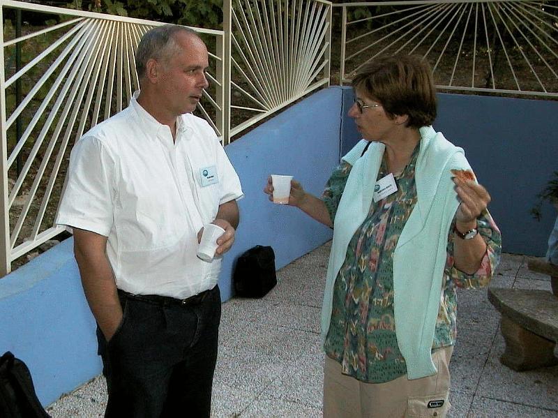 0916-img26-Max+Beate.jpg - Max Klein (H1 spokesman), Beate Naroska